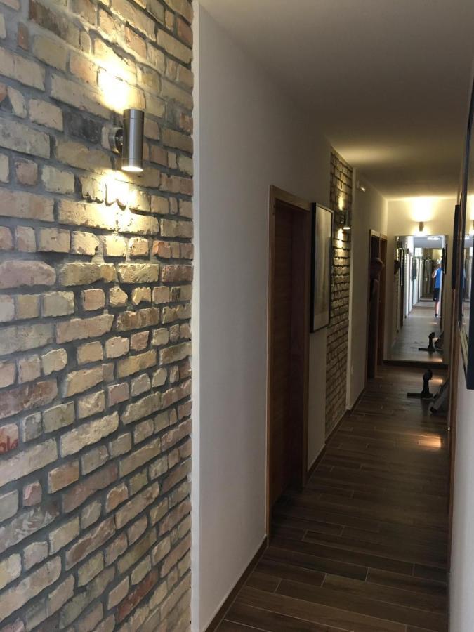 Apartment In The Heart Of Pula Exterior foto